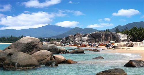 鄯善县还能加盟王姐烧烤吗，鄯善县开烧烤店有哪些项目