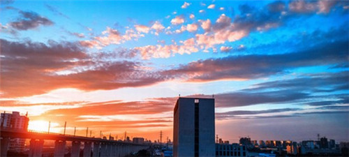 钢琴方块2里面的歌是什么（方块二a弹琴）